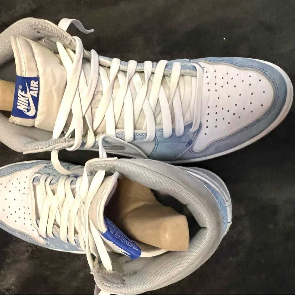 Jordan 1 Retro High OG Hyper Royal Men Shoes Mens Size 12 - Picture 6 of 9